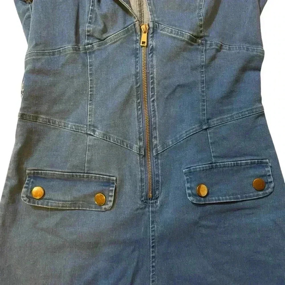 VGT Fashion Nova Women's Denim Zip Up Short Jumpsuit with 2 Front Pockets M - Picture 5 of 16